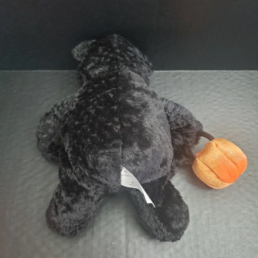 STARBUCKS Bearista Bear‎ Halloween W/ Bat Cape EEK Jack O Lantern Pail 2003